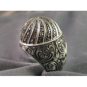 Nurullah Daştan El-Kubbe Özel  Tasarım Kalemişi  İşlemeli Gümüş Yüzük